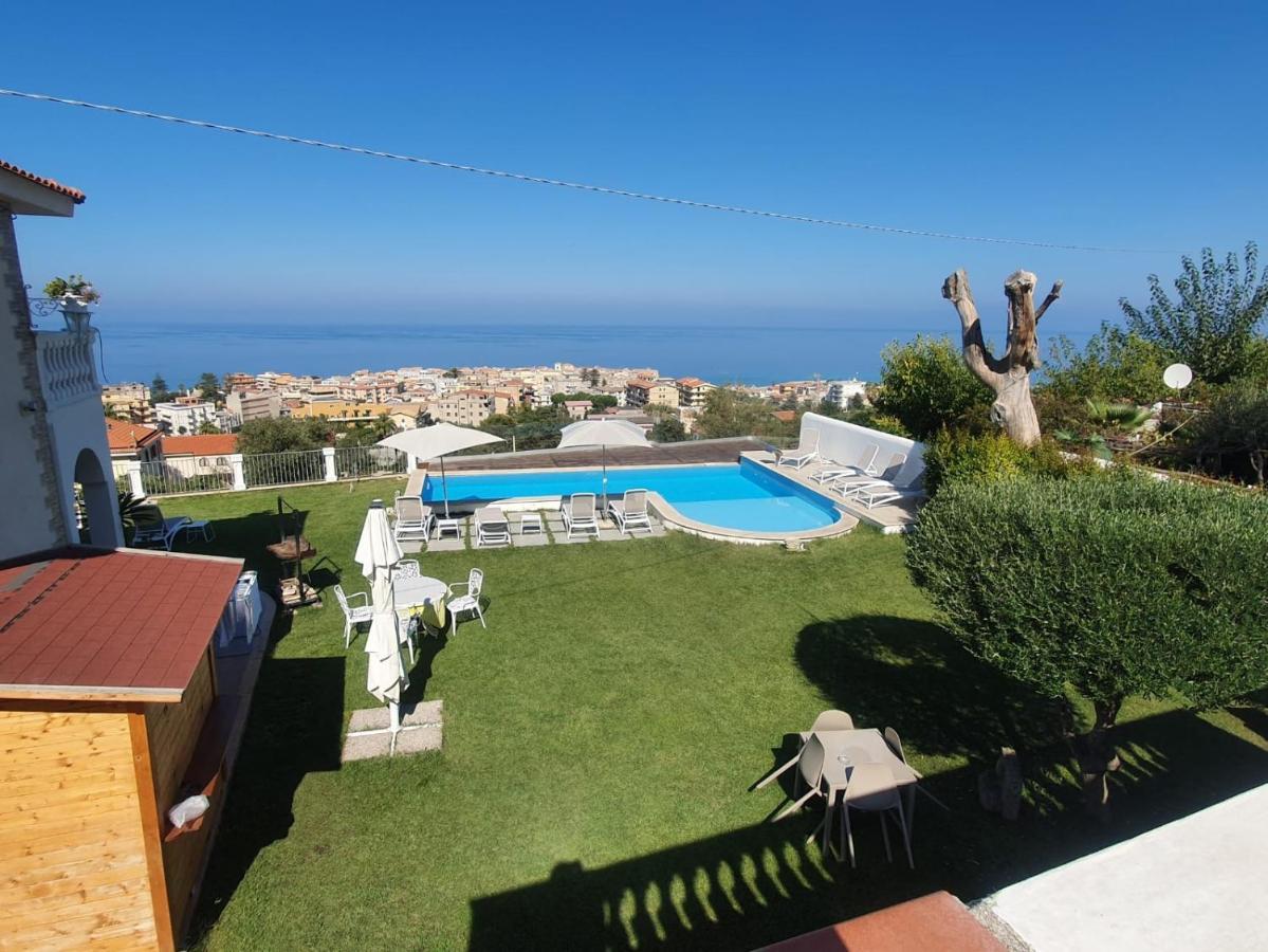 Appartamenti Borgo Panoramico N 9 Tropea Exterior foto
